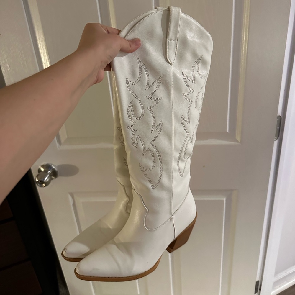 White Cowgirl Boots